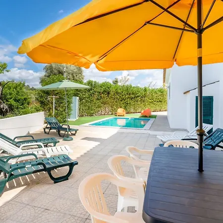 Sunny & Calm 4 Bdr House W/ Pool By Lovelystay