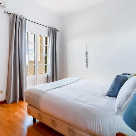 Sunny & Calm 4 Bdr House W/ Pool By Lovelystay Holiday home