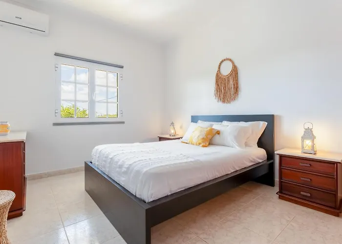 Sunny & Calm 4 Bdr House W/ Pool By Lovelystay Santo Estevao (Faro)