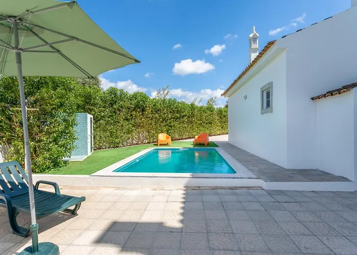 Sunny & Calm 4 Bdr House W/ Pool By Lovelystay Casa de Férias